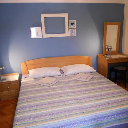 Guest house Dinko Valun